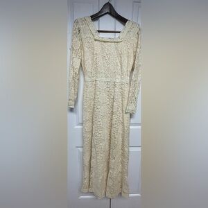Vtg 70s Bernie Bee Ivory Cotton Lace Wedding Dress Maxi Gown Boho. Fits modern 2